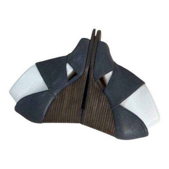 Lucky Brand Jedrek Women Wedge Boots Size 7.5 Leather Blue Heel Zip Peep Toe - Picture 6 of 12